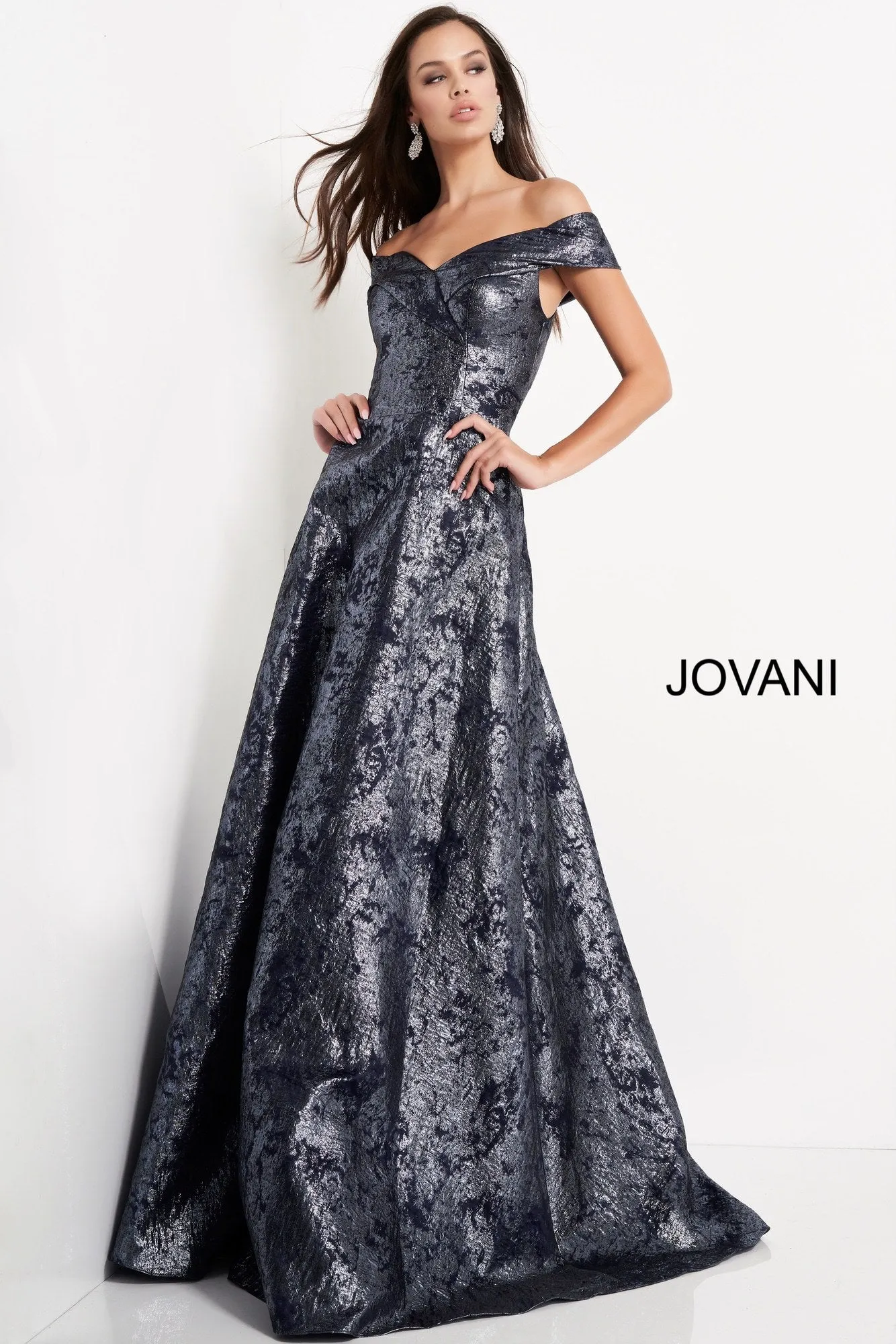 03674 JOVANI