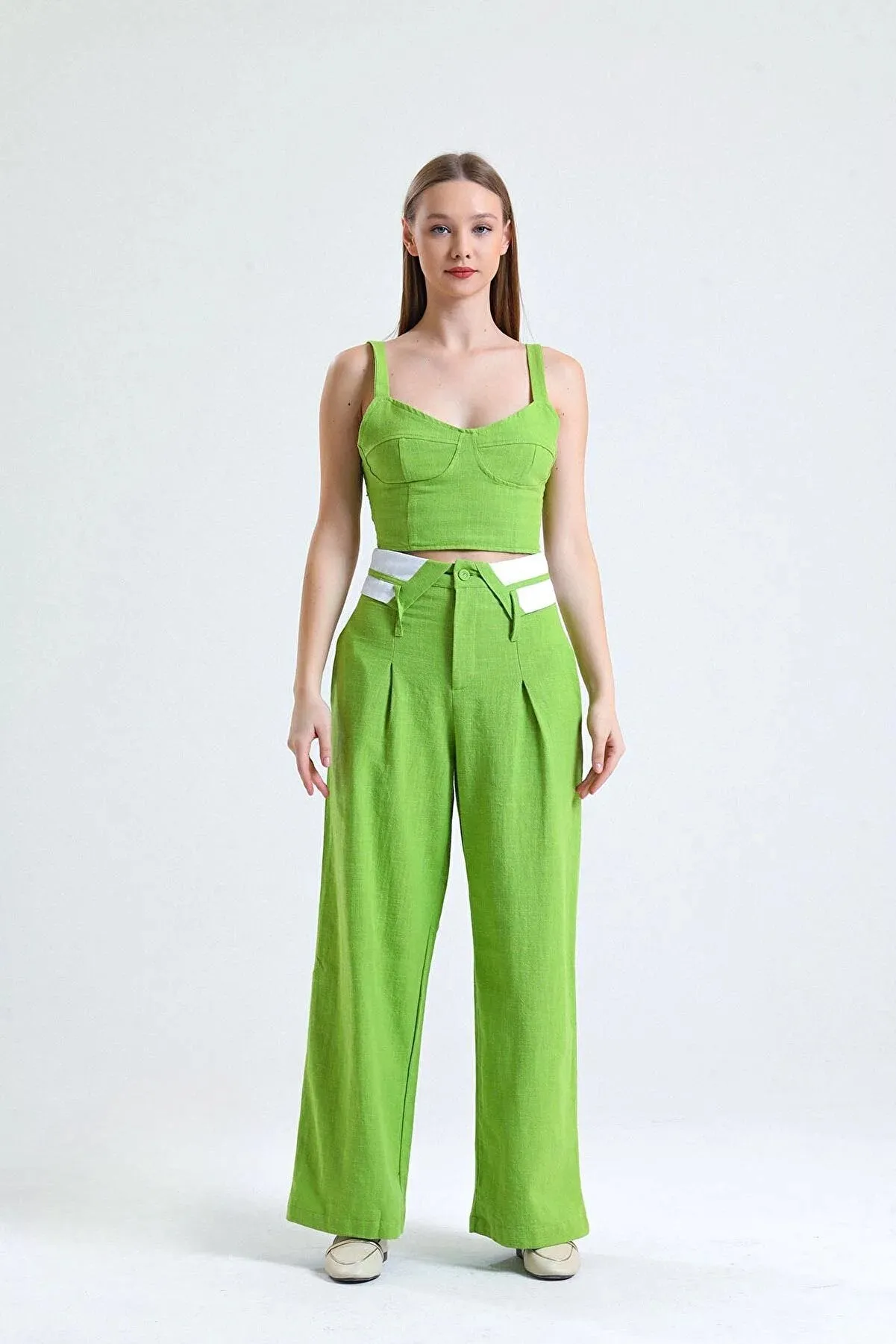 100% Organic Fabric Crop Top - Green