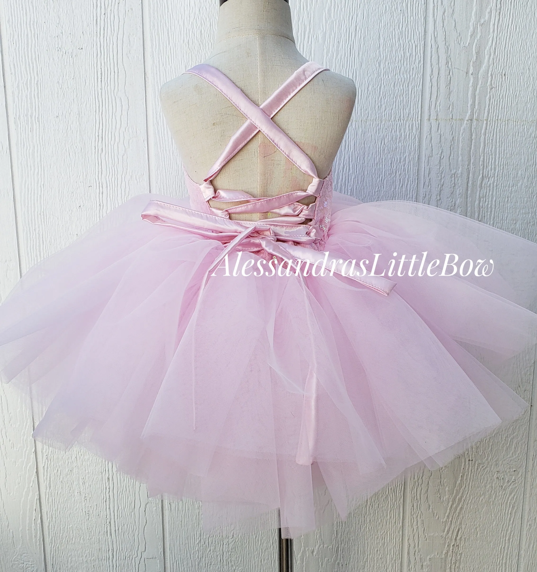 Ballerina Couture dress with Off shoulder sleeves