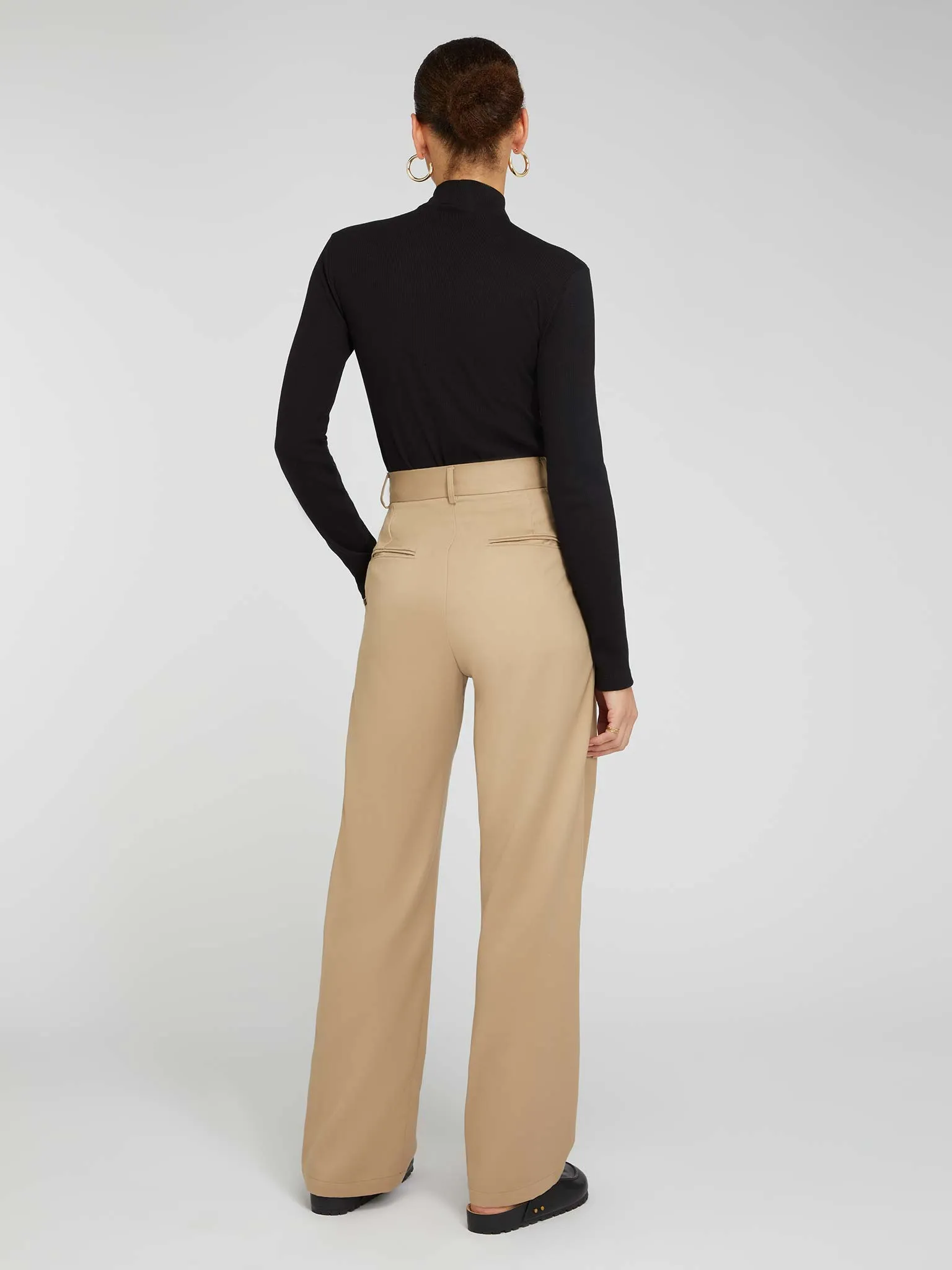 Cinnamon Relaxed Trousers in Beige