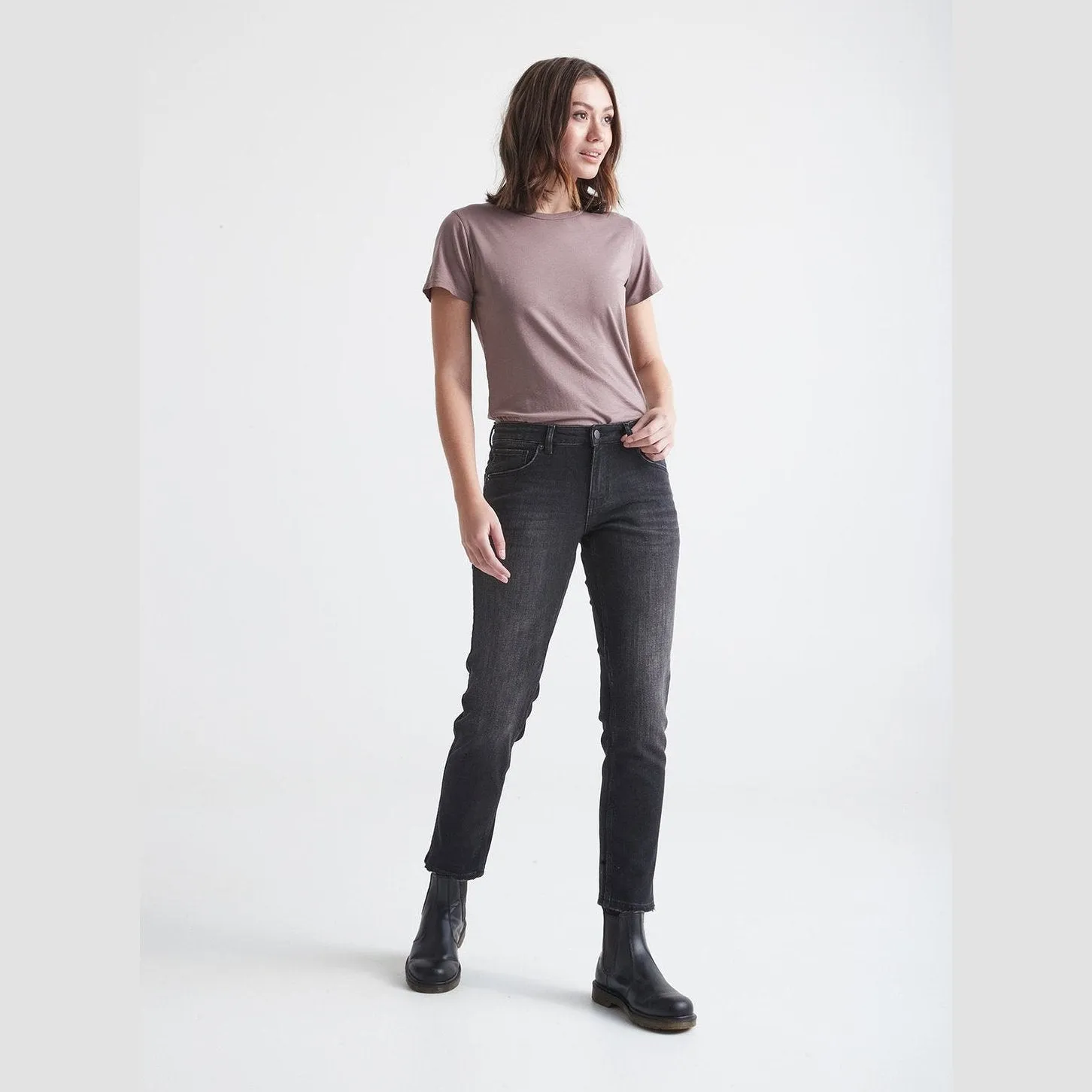 Du/er Performance Denim Girlfriend Jean