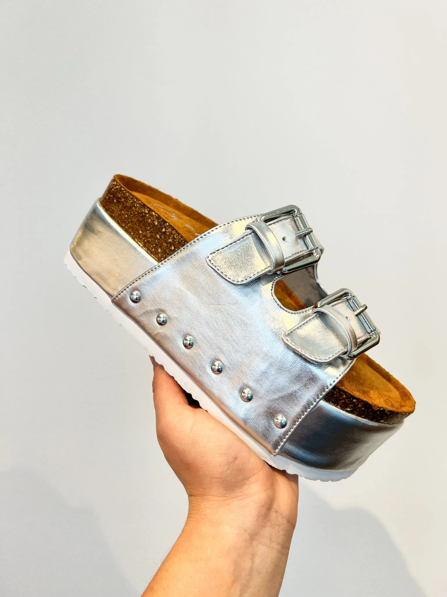 Elevate Platform Sandal- Metallic Silver