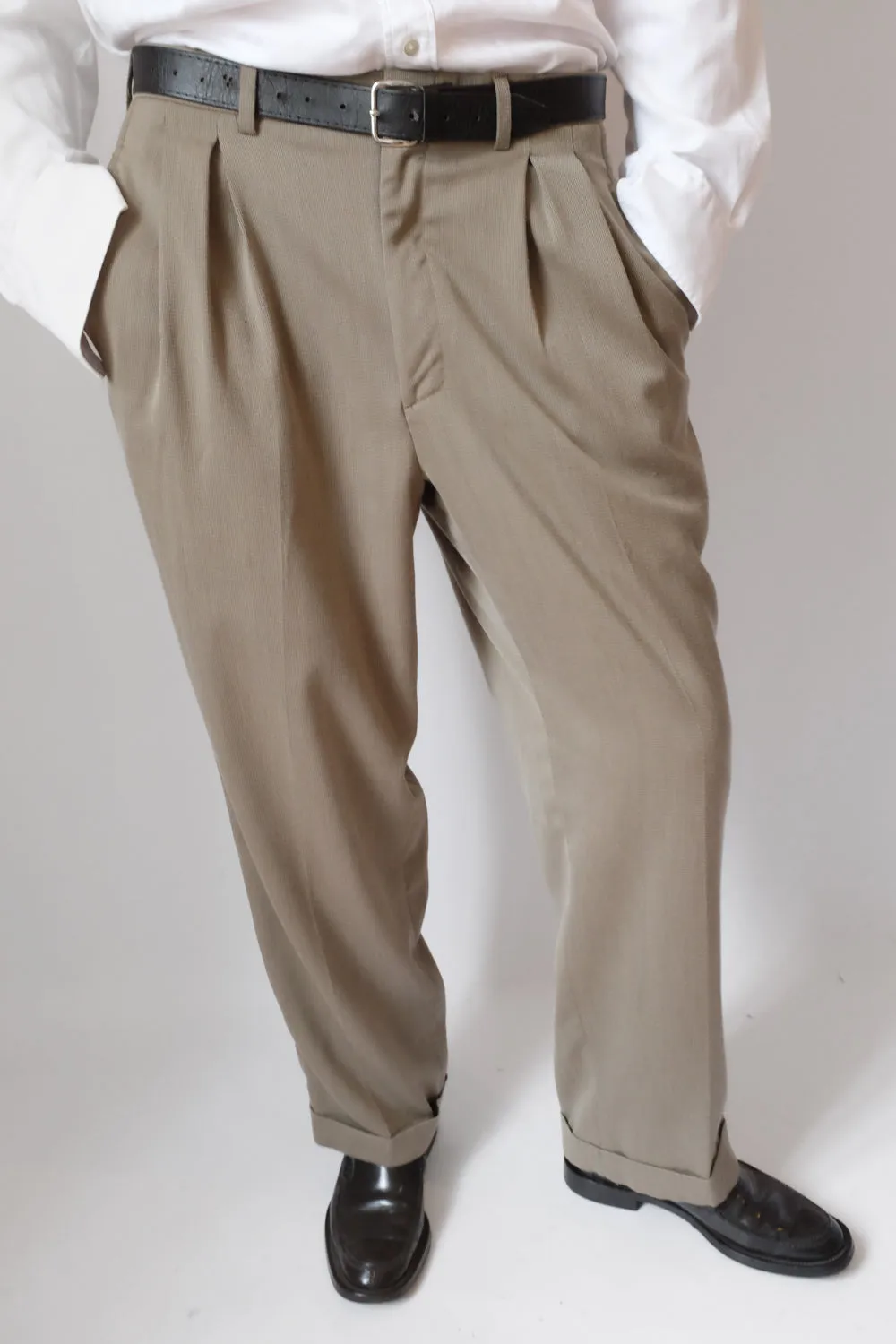 GREY BEIGE PLEATED CLASSY PANTS