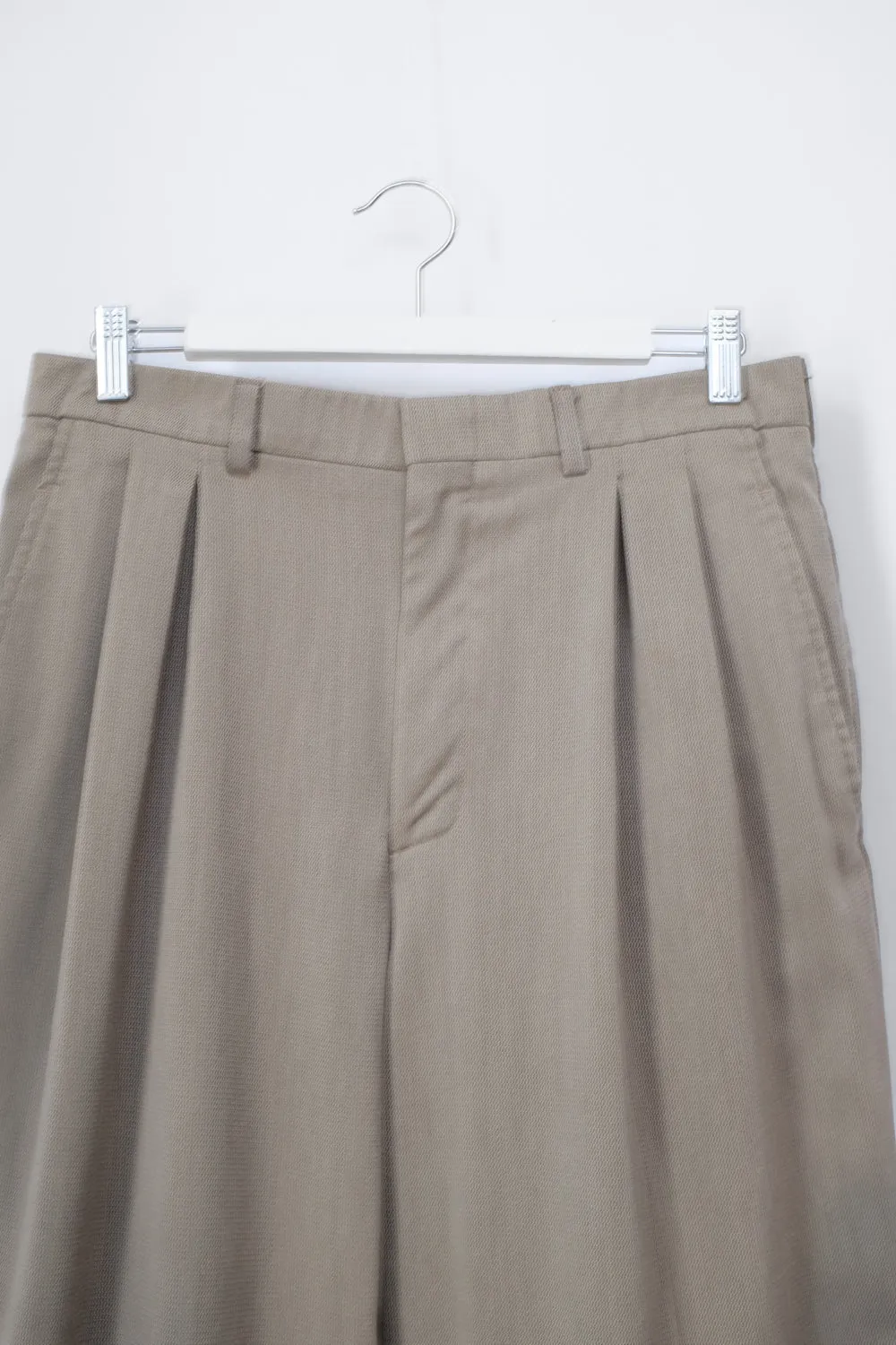 GREY BEIGE PLEATED CLASSY PANTS