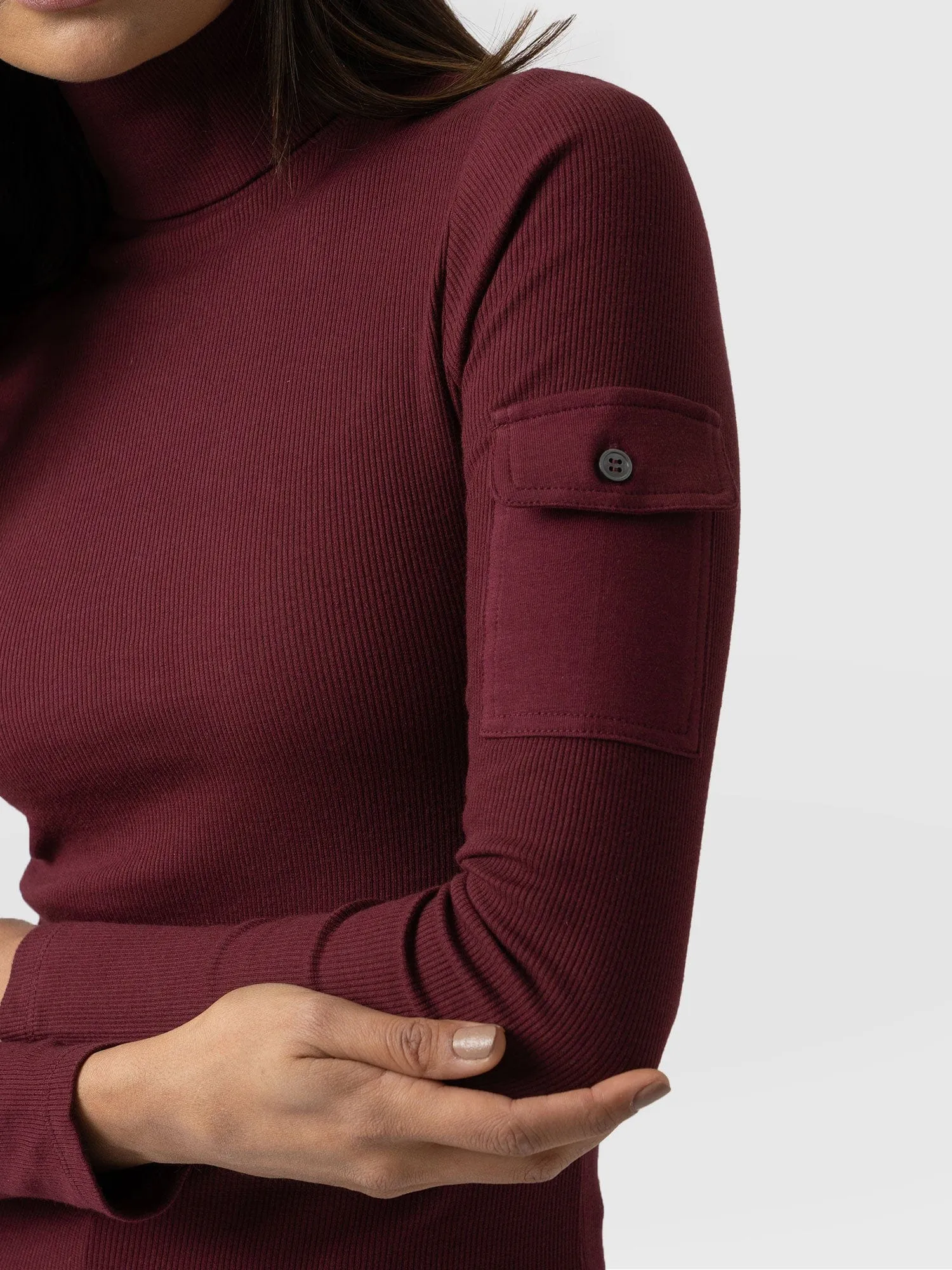 Pocket Roll Neck - Burgundy