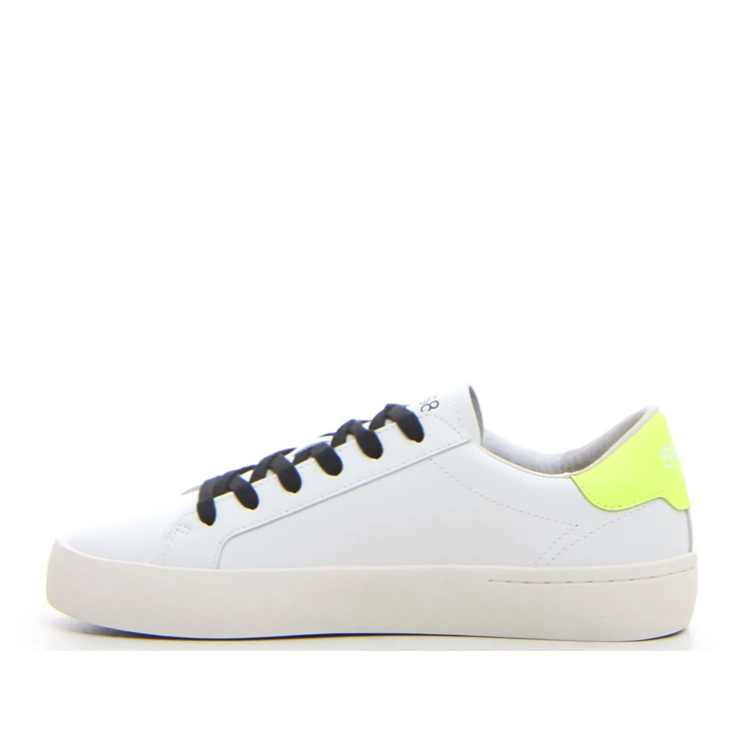 Street leather sneaker