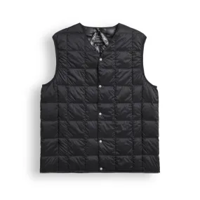 TAION V-Neck button down vest black